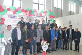 Asistencia a la exposición permanente de Irán en Bishkek (Kirguistán)