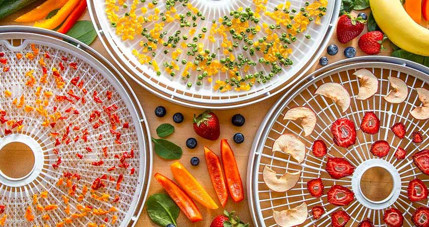 انرژی میوه خشک 3 از مصرف میوه خشک تزیین شده با شکر اجتناب کنید